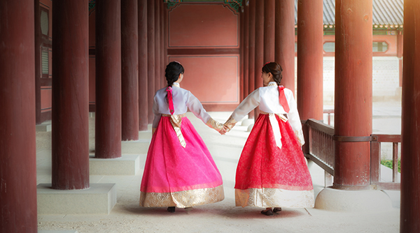 Traditional Korean Clothing: Hanbok